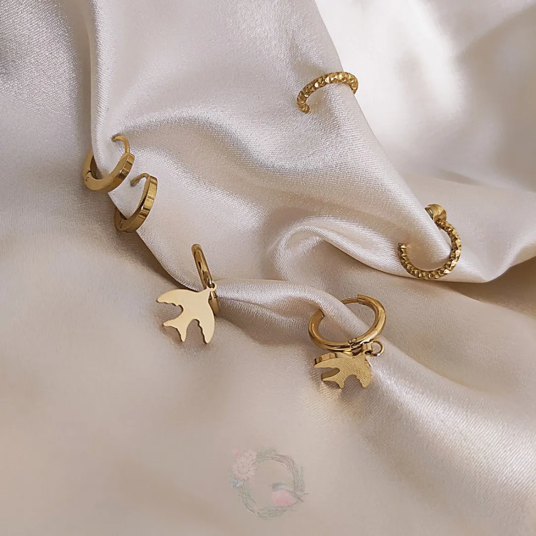 Kuş Detaylı Çelik Minimal Halka Küpe Set